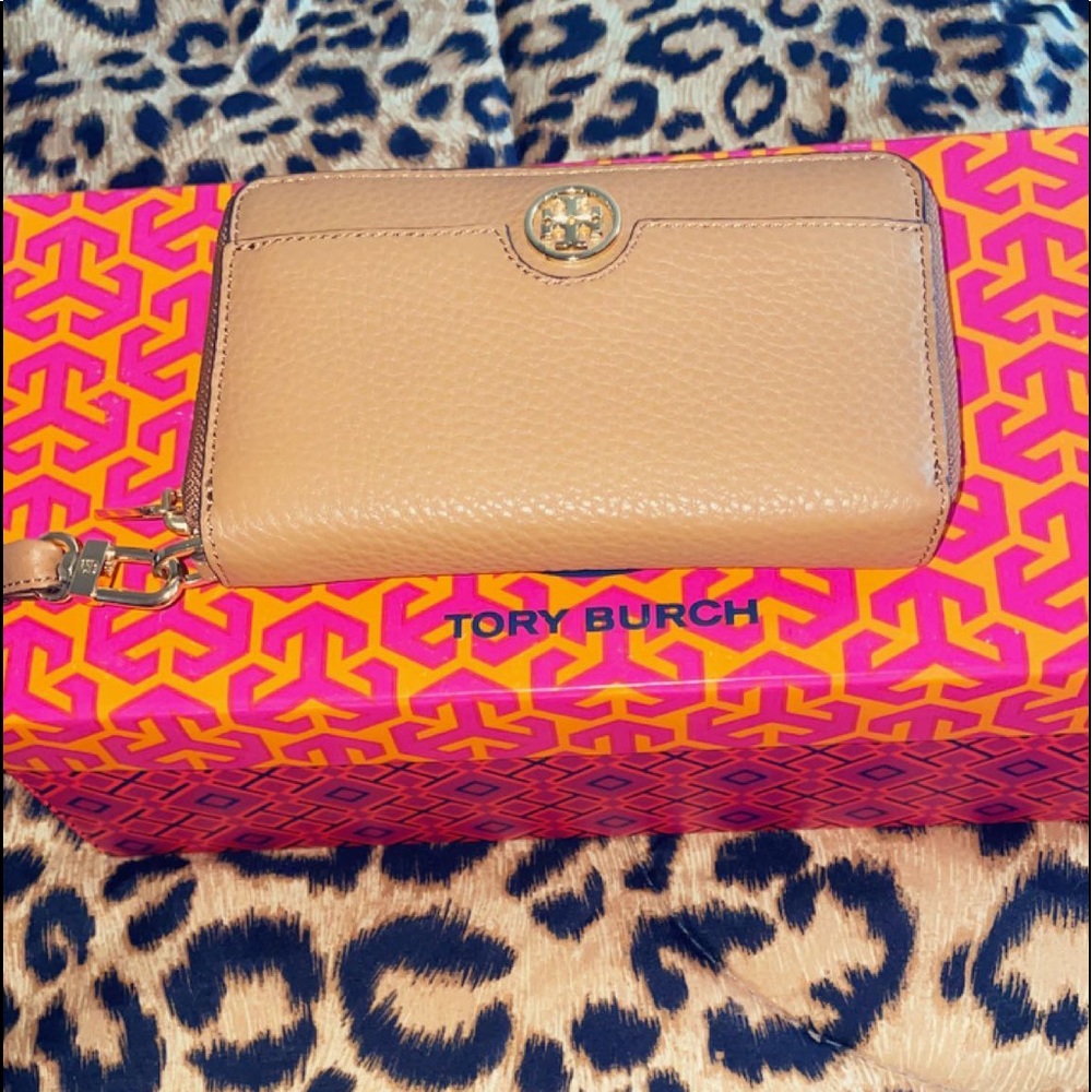 Authentic Tory Burch Wallet